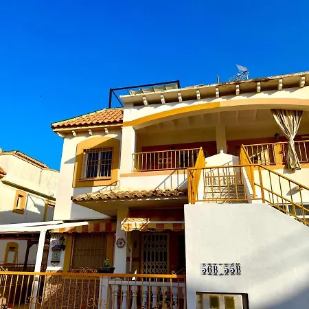 公寓 30 Con Solarium Y Piscina