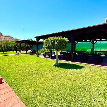 30 Con Solarium Y Piscina 公寓